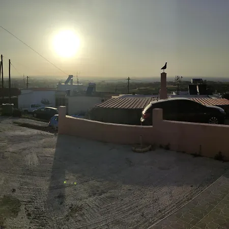 Michaelas Traditional House Φάνες