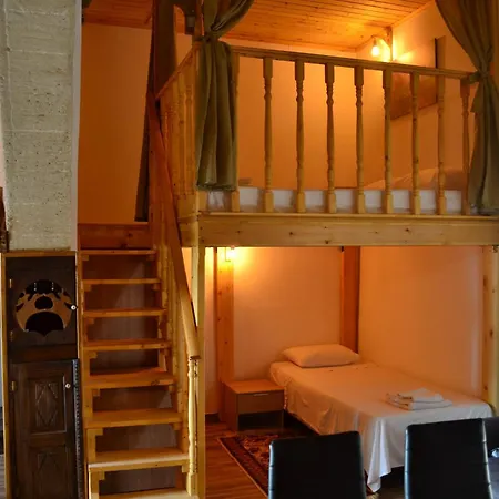 Apartament Michaelas Traditional House