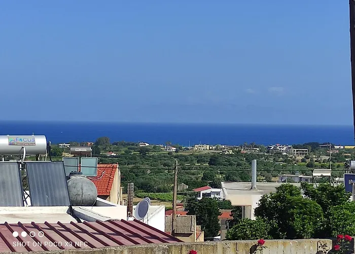 Michaelas Traditional House شقة